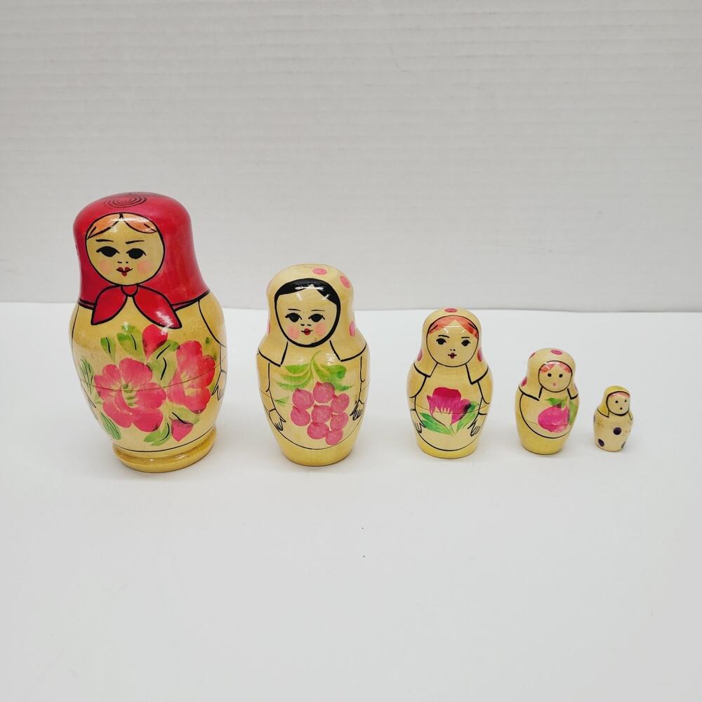 Matryoshka Wooden Nesting Russian Dolls Set Of 5